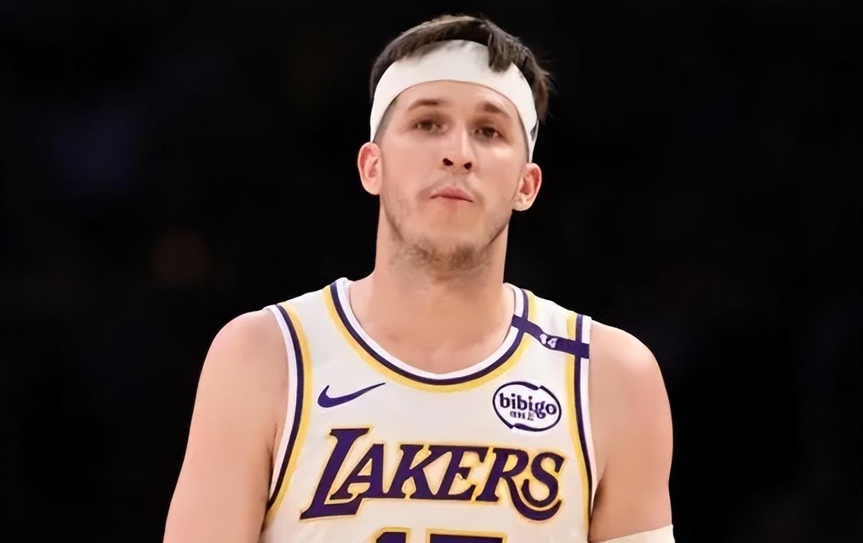 关于莎拉波娃重返赛场，重要助攻首场状态出色，湖人观众沸腾！观众掌声雷动的信息乐鱼体育官方