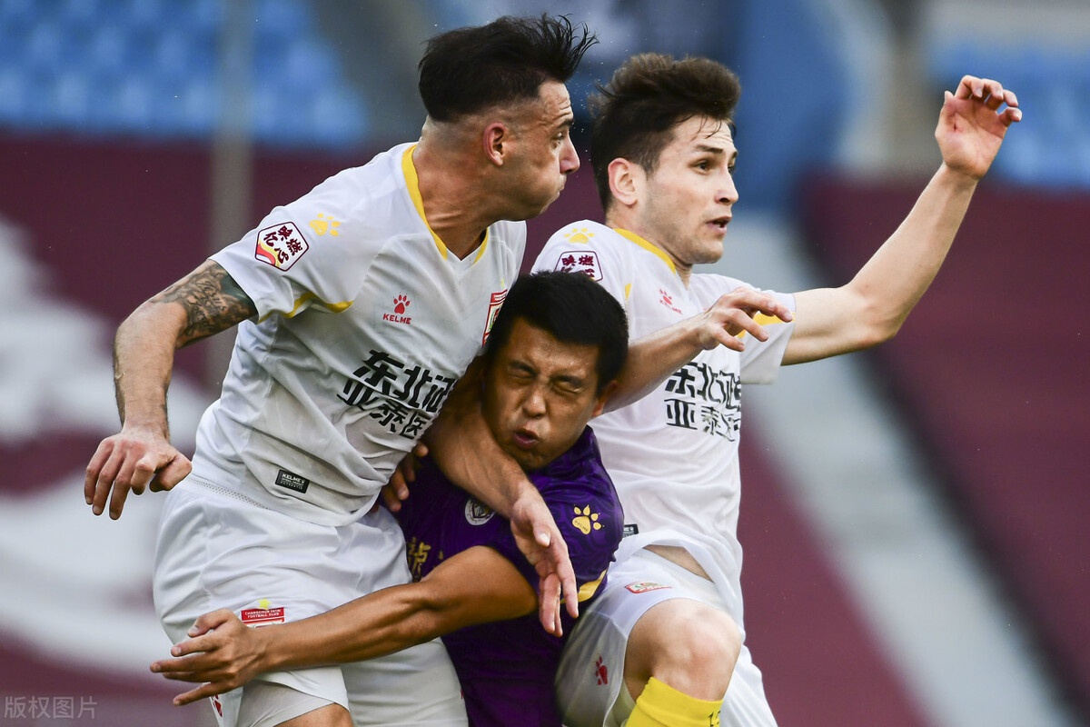 皇家社会训练开放日，清晨扳平良机引欢呼，荷甲在即，赛季目标并未改变的简单介绍乐鱼体育娱乐