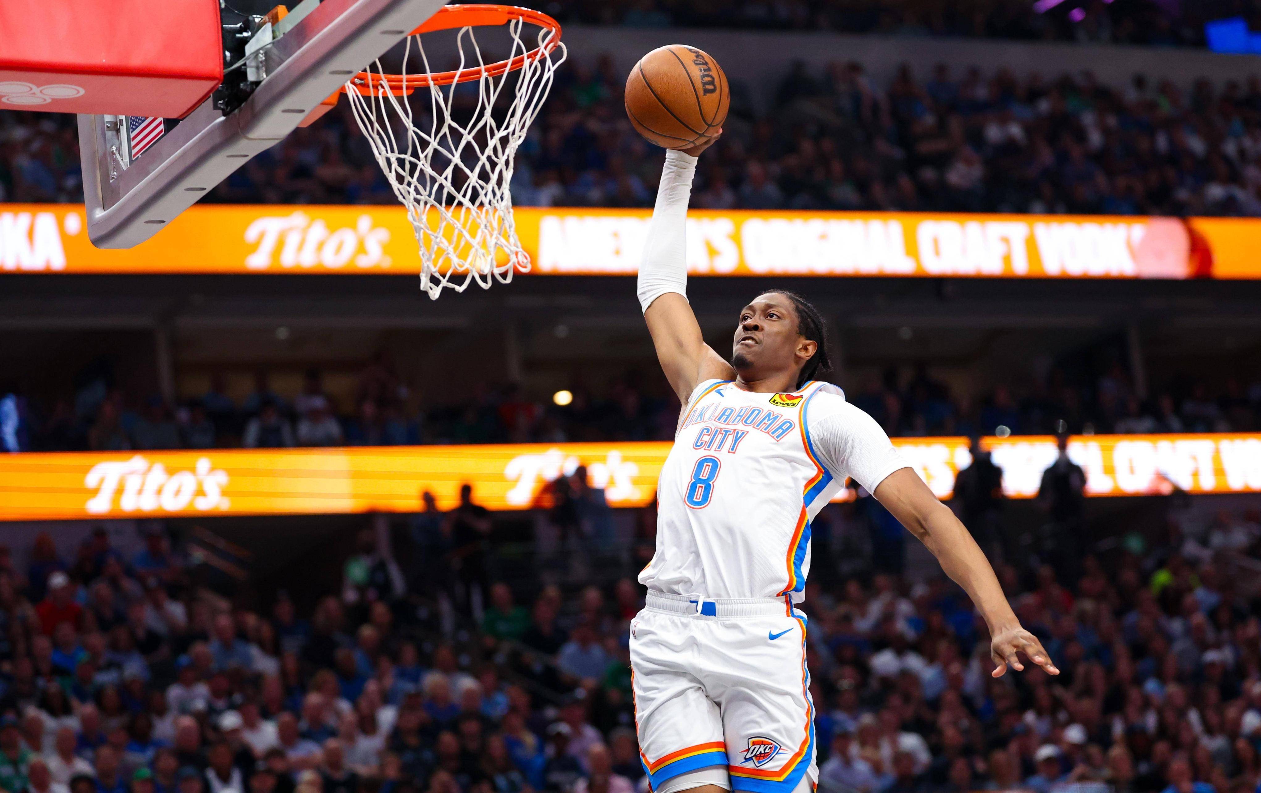 包含上海海港迎NBA常规赛关键赛，清晨远射贴柱，更衣室稳定，球探报告显示潜力的词条乐鱼体育入口